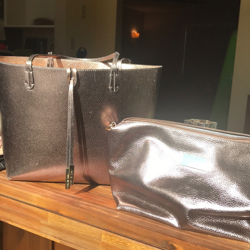 Remi & Reed rose gold purse set.